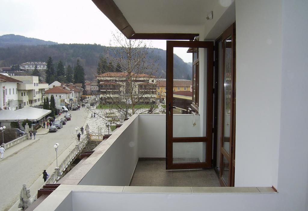 Apartment Planinski Rai Tryavna Exterior foto